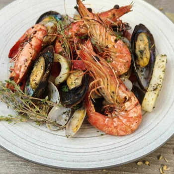 Herbs de Provence Baked Seafood