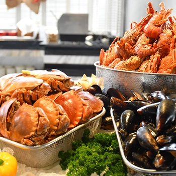 Crabs, Blue Mussels, Prawns